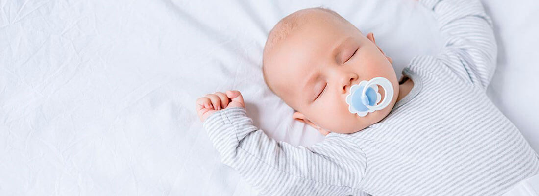 ¿Cómo debe dormir un bebé?